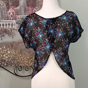 Xhilaration Floral Top